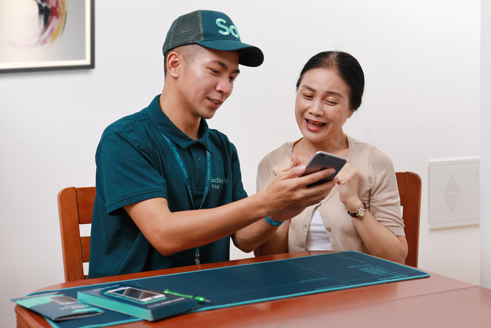 手機維修店哪家好?不如等手機維修上門