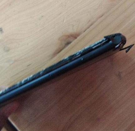 蘋(píng)果7摔碎