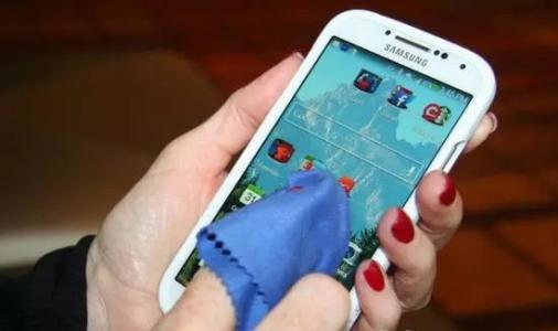 手機(jī)屏幕臟了怎么辦