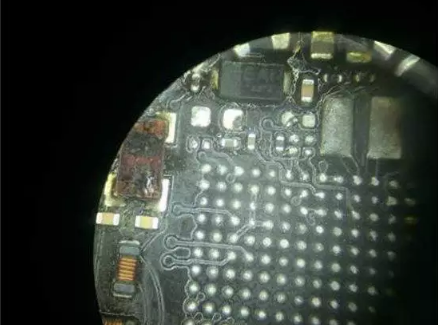 iPhone 6plus 屏幕閃白條怎么回事?如何解決