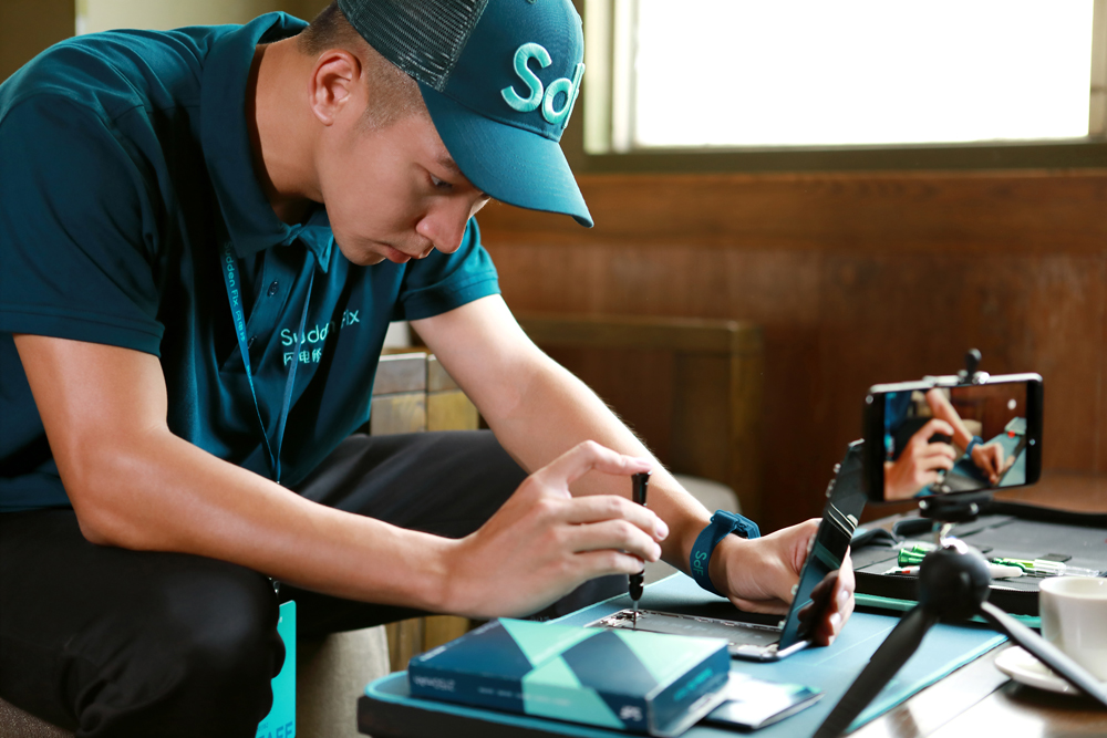 iPhone手機維修難時?應怎么解決?