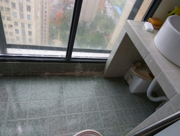 還在為陽臺漏水煩惱？這些解決陽臺漏水的方法要了解！