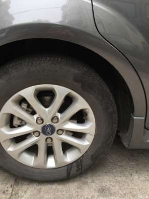 汽車后車輪漏油會是什么原因呢？