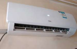 空調指示燈不停閃爍的原因